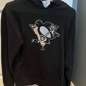 Adult small Pittsburgh penguins sweatshirt